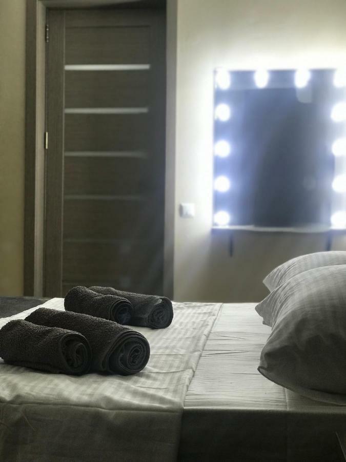 Luxury 4-Bedroom Apartment In The Center Tbilisi Bagian luar foto
